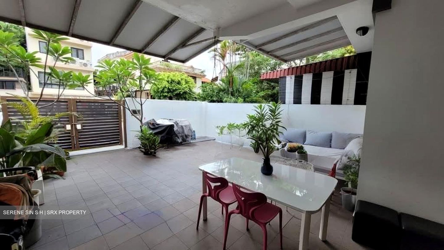 Jalan Chorak (D19), Terrace #586186461